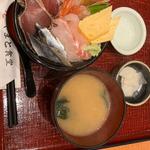 秋の海鮮丼(やまと食堂 豊橋南陽通り店)
