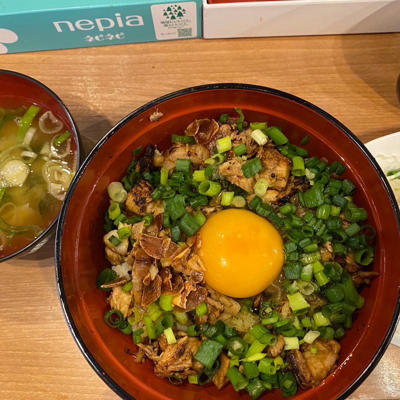 豚玉丼(丼ぶり屋幸丼 東京品川)