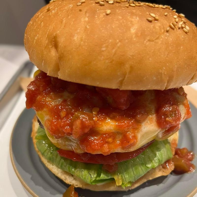 サルサチーズバーガー パテ(COFFEE SHOP & ビフテックバーガー 錦糸町テルミナ店)