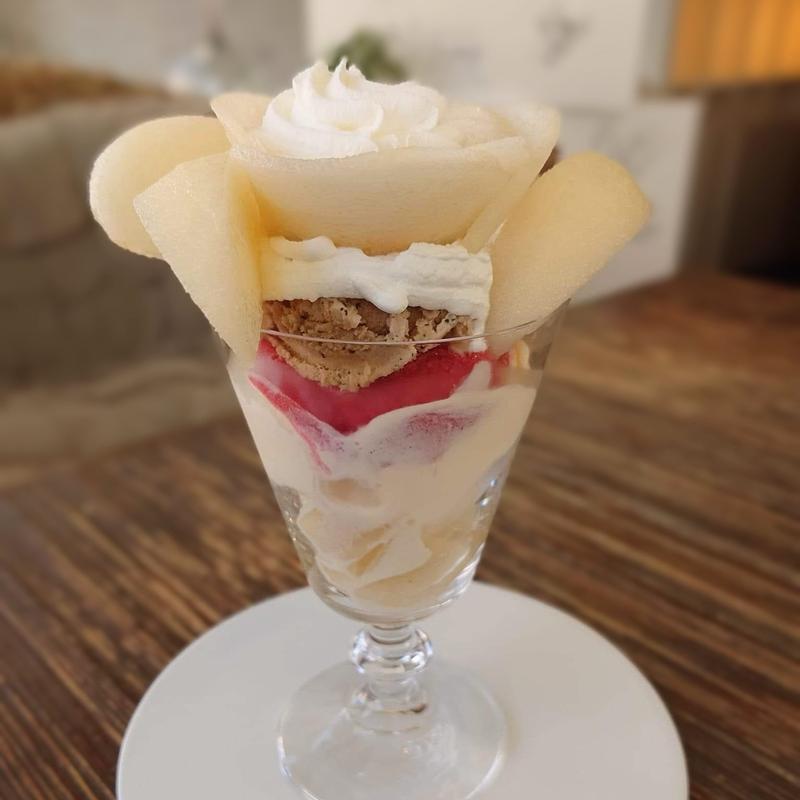 鳥取県産新甘泉梨パフェ(プリンス オブ ザ フルーツ)