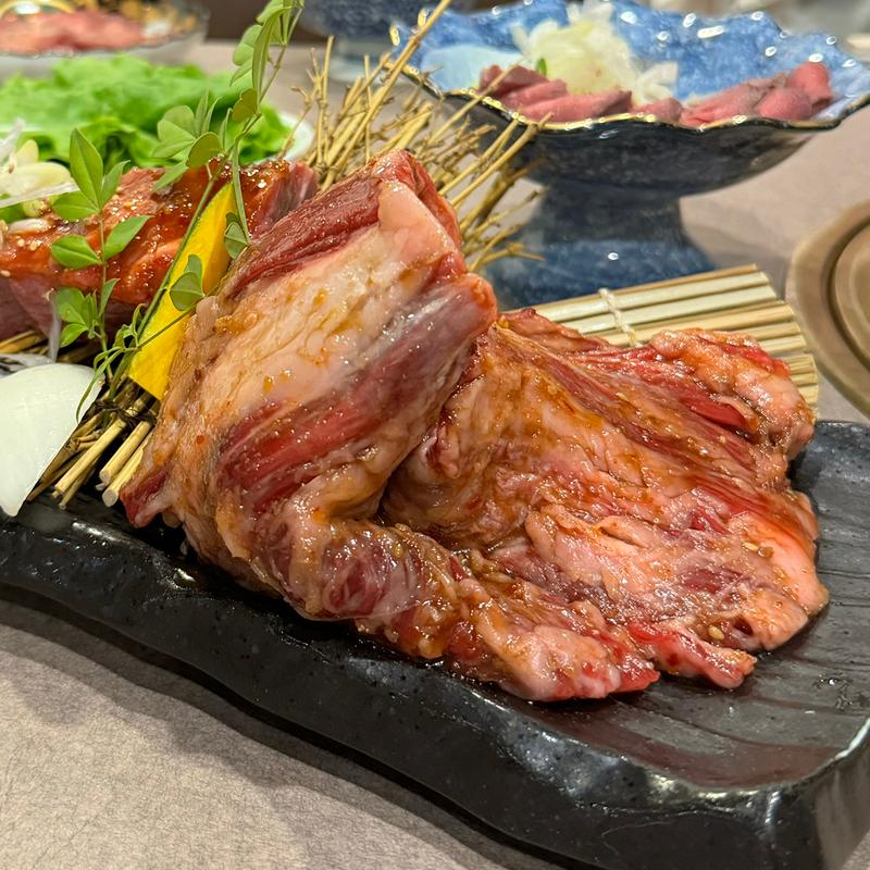 ムカデの豪快焼き(焼肉食べ放題 黒川家【KUROKAWAYA】)