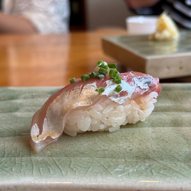 鯵(SUSHI てさく)