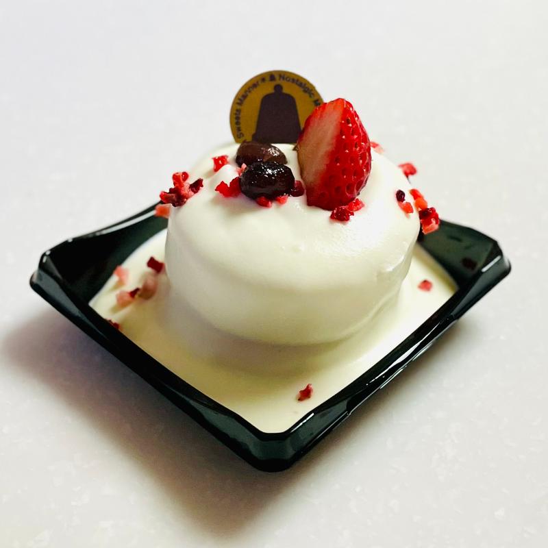 道産苺と小豆のとろけるショート(小樽洋菓子舗ルタオ本店)