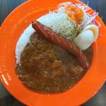 チキンカレー　ウインナートッピング(ハンバーグダイナー マル)
