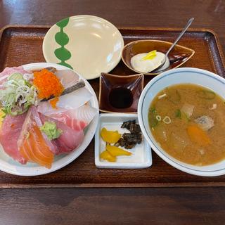 日替わり海鮮丼ランチ
