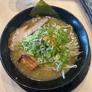 とこ豚骨(ラーメン食堂 神豚 大東店 )