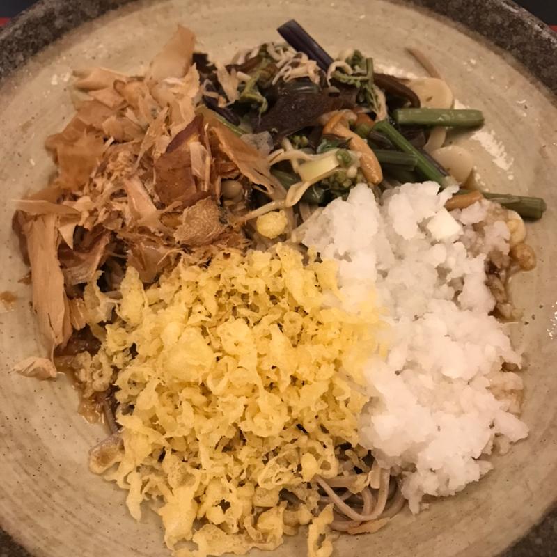 山菜鬼おろし蕎麦(蕎麦政海本舗)