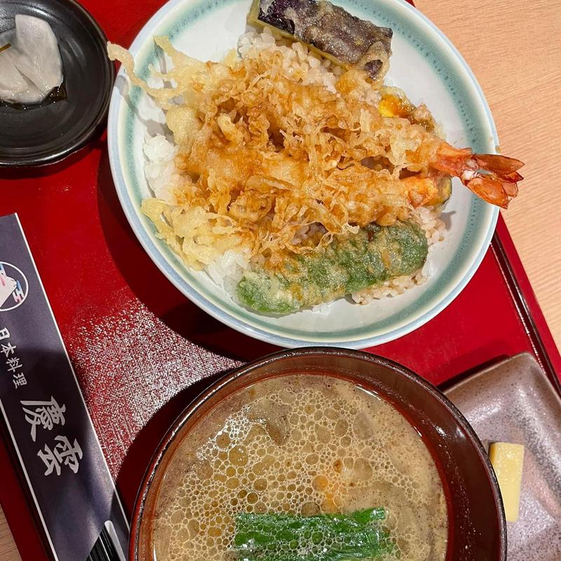 ランチ天丼セット(日本料理慶雲)