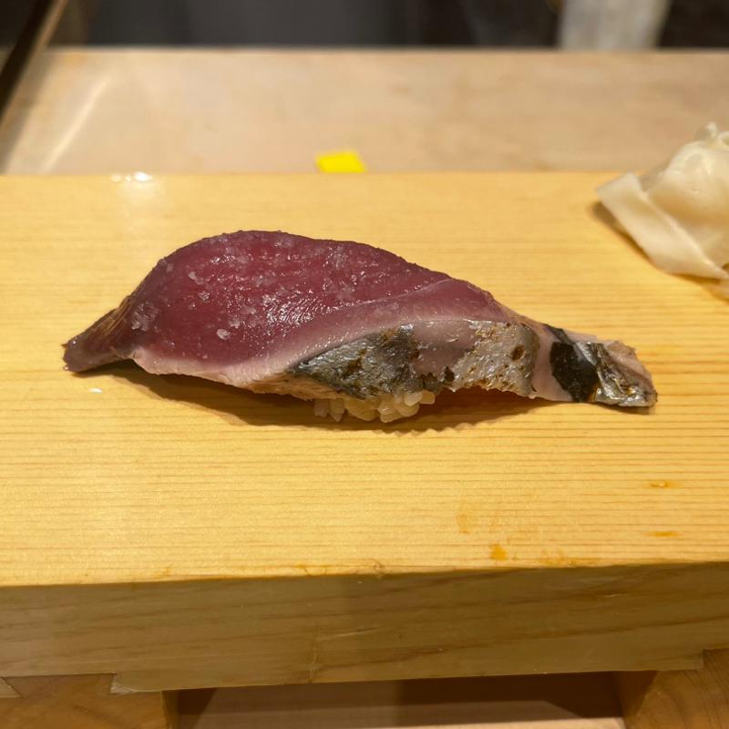 かつお（やごの日限定）(鮨屋とんぼ 栄店)