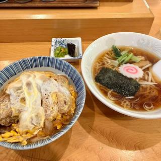 らぁめん　かつ丼セット(たちばな家 （たちばなや）)