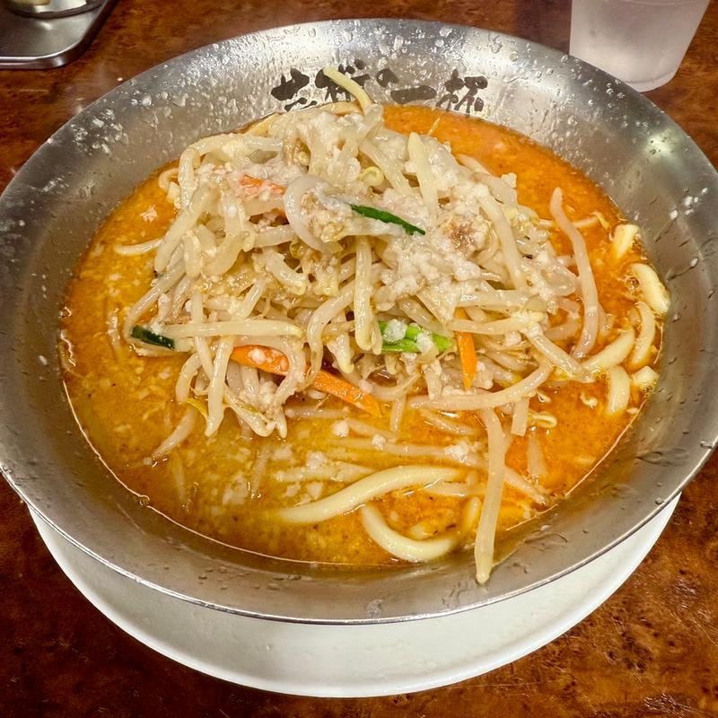 辛みそラーメン大盛大油(らーめん勝 燕三条店)