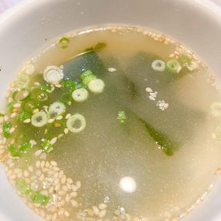 わかめスープ