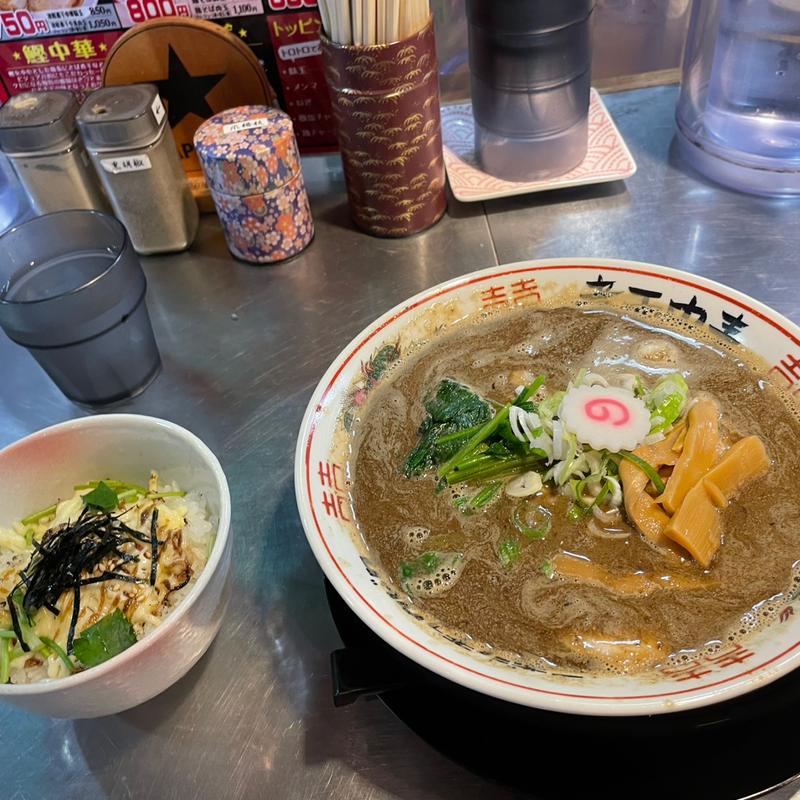 濁り煮干しソバ(津軽煮干中華蕎麦 サムライブギー)
