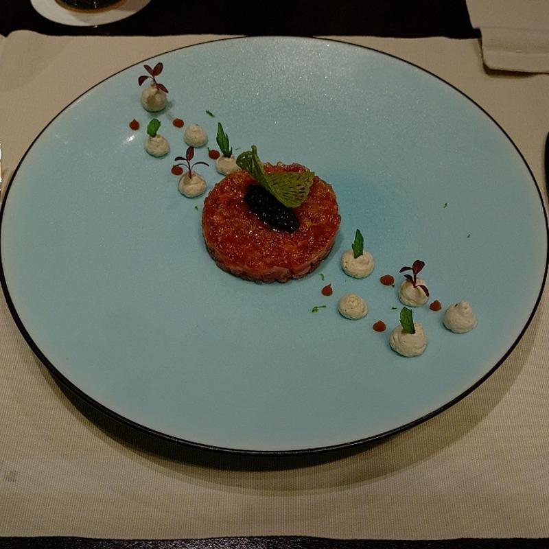 ヤギナスキャビア(星のや竹富島 ダイニング)