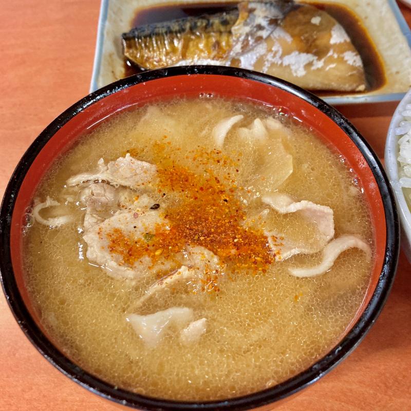 ぶた汁、サバの煮付け、ご飯（小）(かどや )