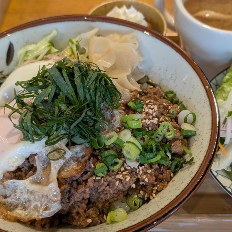 味噌仕立てそぼろ丼セット(ミジンコ)