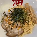 半熟玉子油そば(油そば きりん寺 三宮高架店)