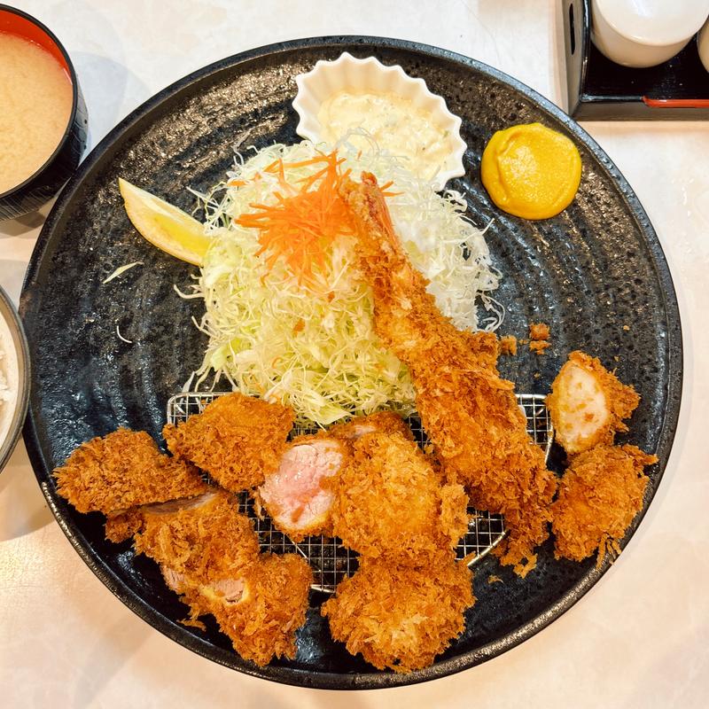 ミックスフライ定食(まるやま食堂 )