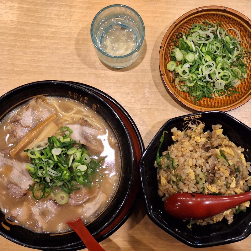 うま屋ラーメンチャーハンセット(豚旨うま屋ラーメン 松阪店)
