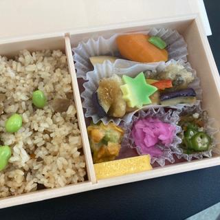 旬の魚と野菜のさっぱりおろし餡かけ弁当(ファミマ!! 仙石山森タワー店)