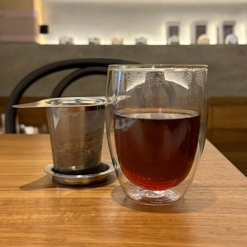 和紅茶(at the table slow)