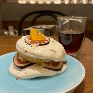 季節のショートケーキ(いちじくとオレンジ)(at the table slow)