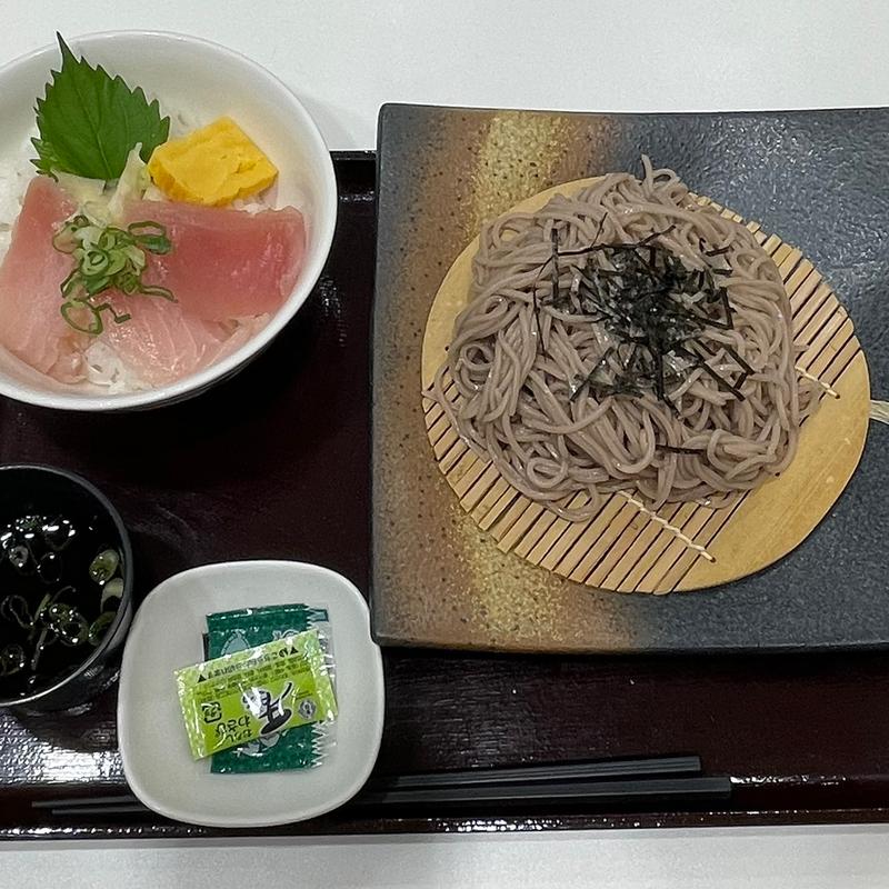 ざるそばミニまぐろ丼(焼津丸 新東名高速道路　静岡サービスエリア上り )