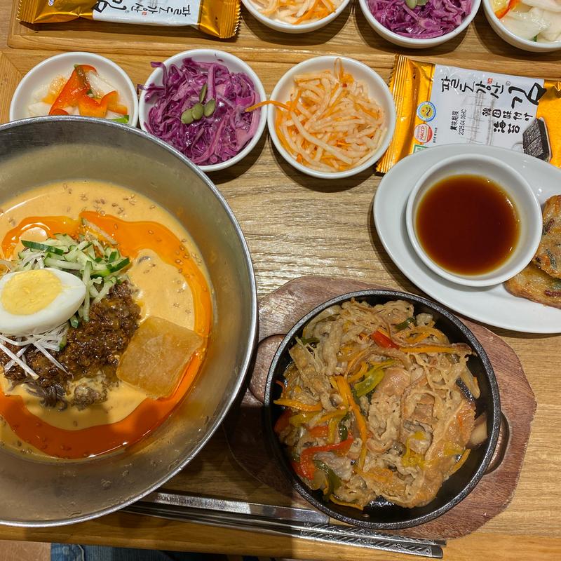 豆乳坦々冷麺プルコギチヂミセット(vegegoオヌレシクタン＆カフェ ららぽーと堺)