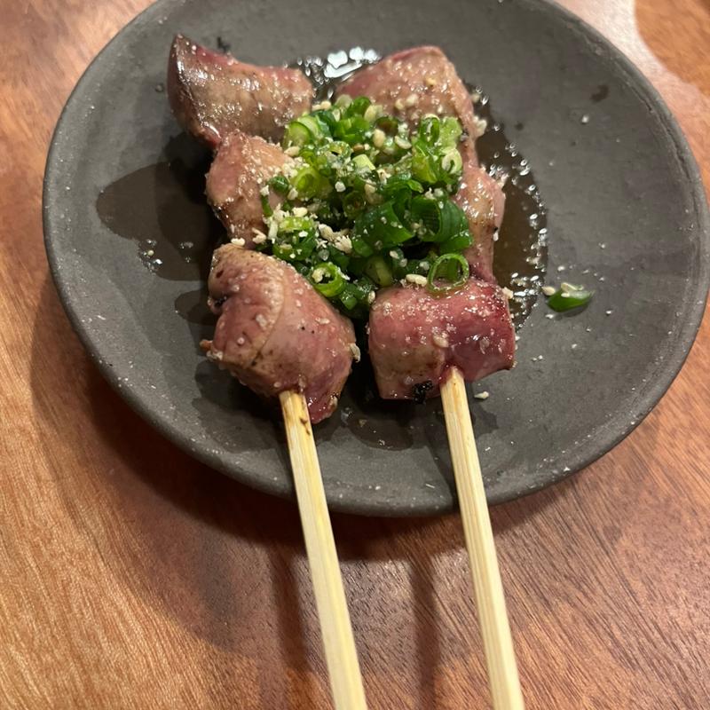 レア肝(焼き鳥 小松)