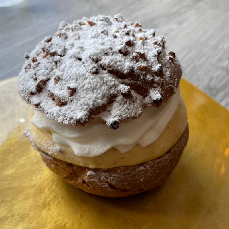 シュー　ア　ラ　クレーム(シェ・シバタ 名古屋店)