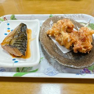 鯖の味噌煮と唐揚げ(かどのの郷)