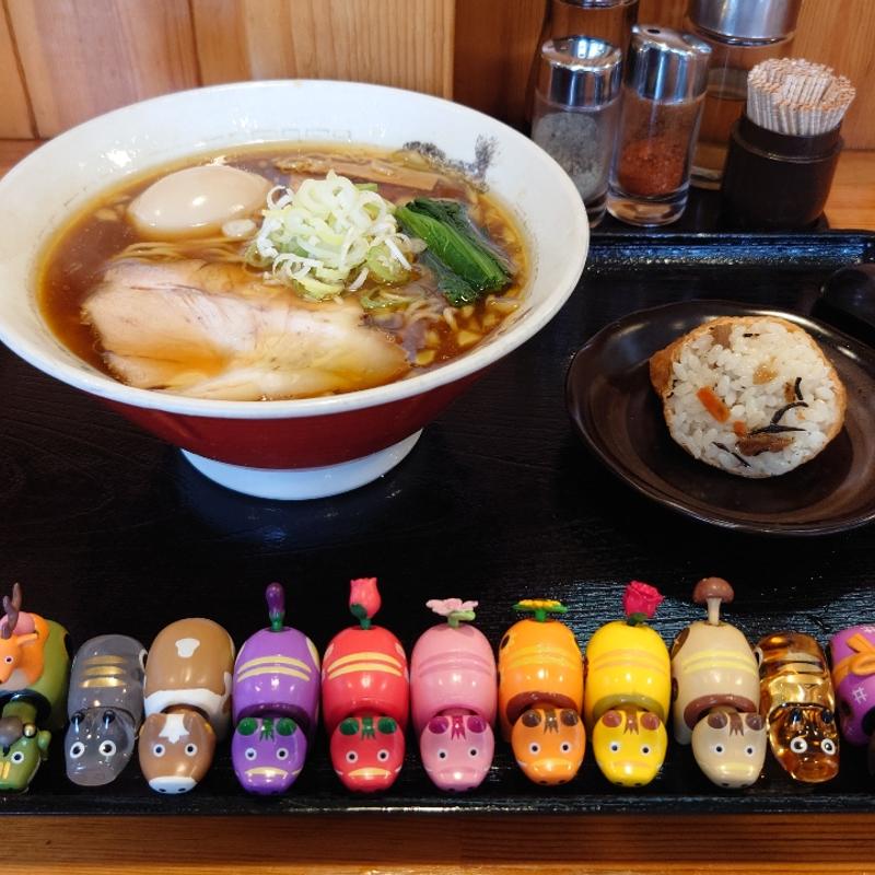 (ぴーちゃん Donburi ＆ Ramen)