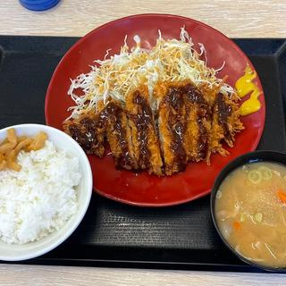 ロースカツ定食(かつや 大阪住之江粉浜店)