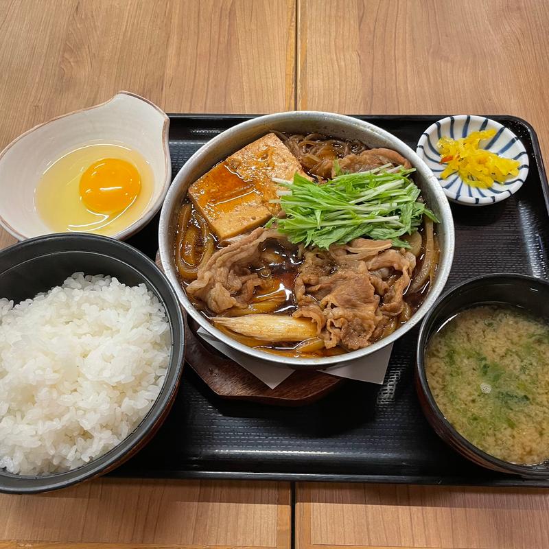 牛すき焼き定食(穴子・串焼・すし 酒場大穴（ダイアナ） 八重洲店)