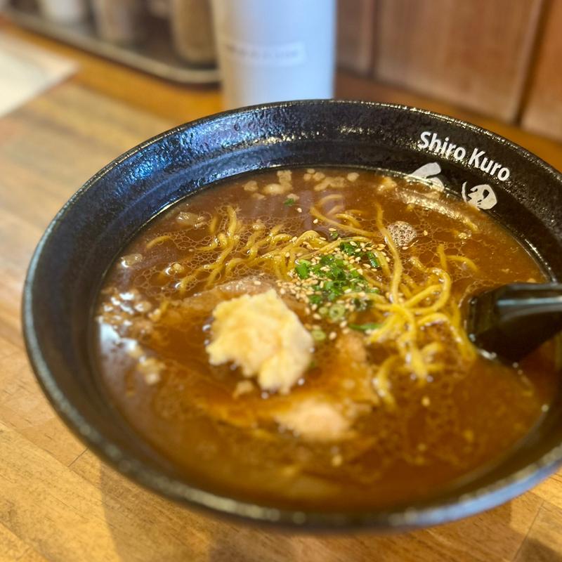 朝ラーメン/生姜醤油ラーメン(牛もつラーメン 白黒)
