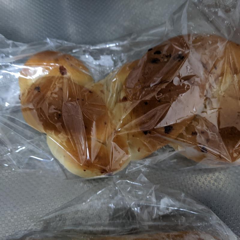 チーズパン(タケシタベーカリー)