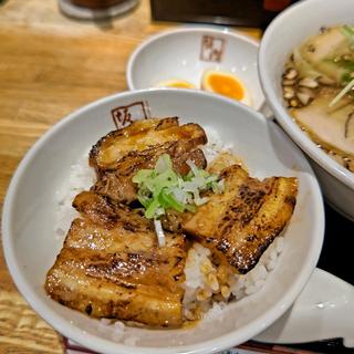 炙り焼豚ごはん(喜多方ラーメン 坂内 石川町店)