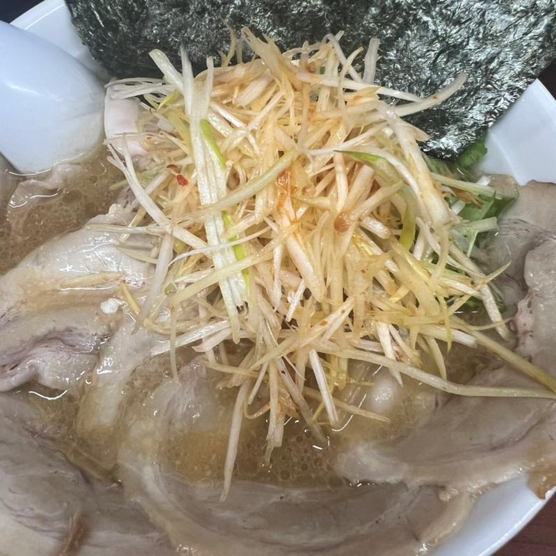 濃厚鶏白湯ラーメン(らーめん大鳳)