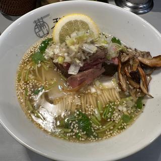 厚切り牛タンの香味しおらーめん(中華蕎麦 瑞山)