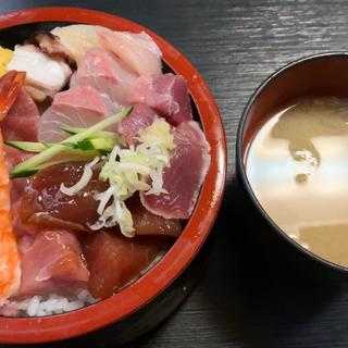 おまかせ丼(市場寿し )