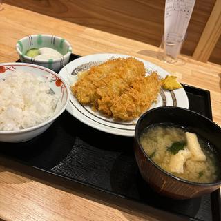 定食（ご飯・みそ汁・新香）(つのはず食堂)