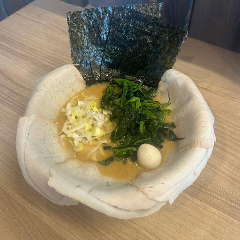 醤油豚骨ラーメン(ぶる麺)