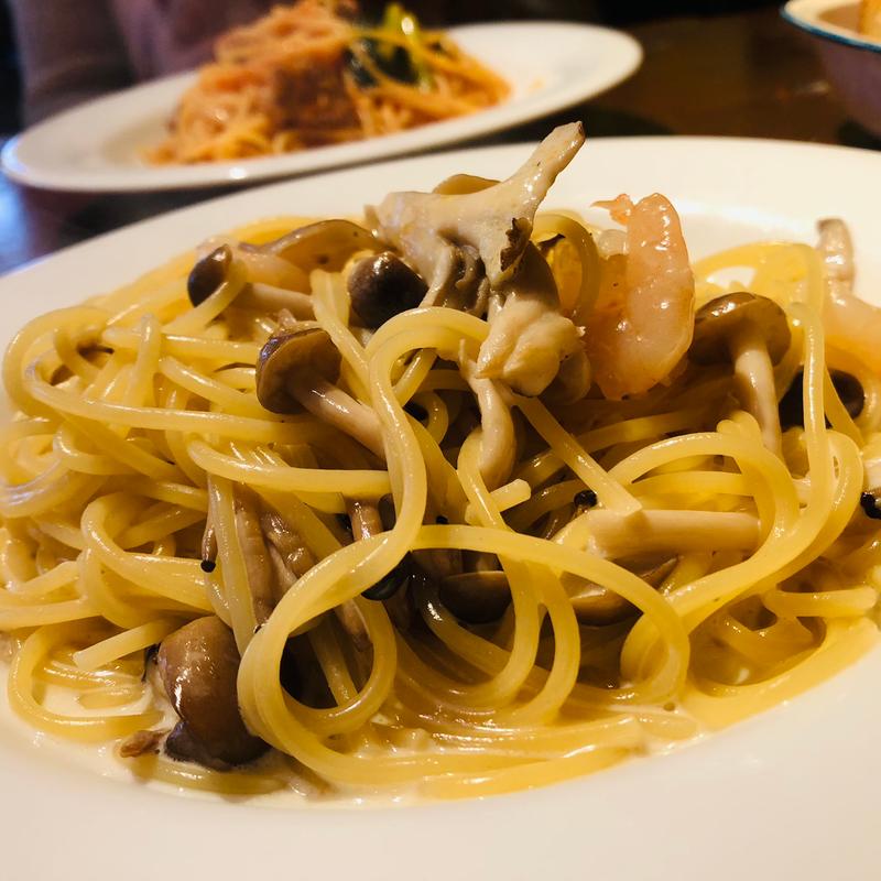 エビとキノコのクリームソーススパゲッティ(トラットリア オーリオ （Trattoria OLIO）)