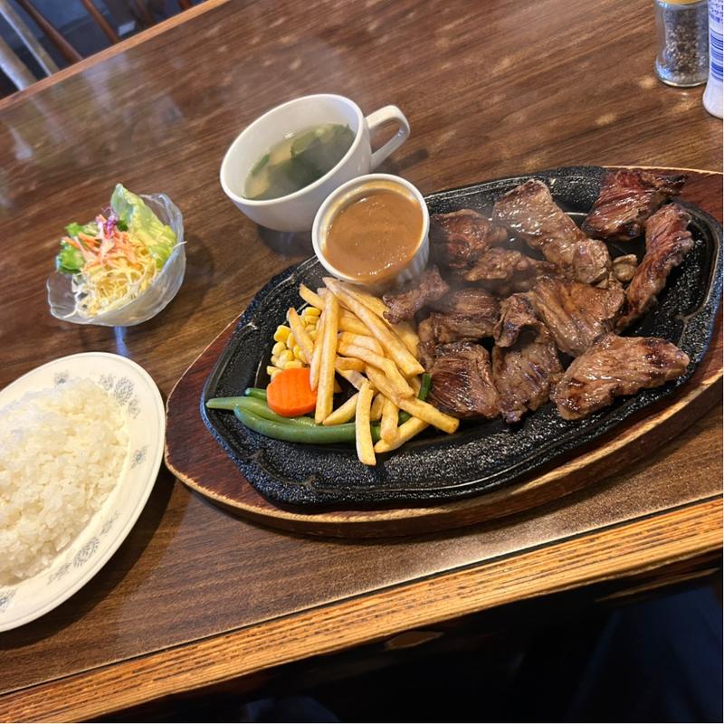 牛肩ロースステーキランチ(250g)(レストラン フランドル )