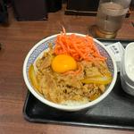 牛丼　並盛り(吉野家 秋葉原中央通り店)