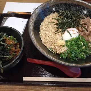 山椒肉ラー素麺 寝かせ玄米のミニ鶏そぼろ丼(そうめん屋はやし )