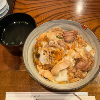 特上親子丼(鳥つね自然洞 （とりつねしぜんどう）)