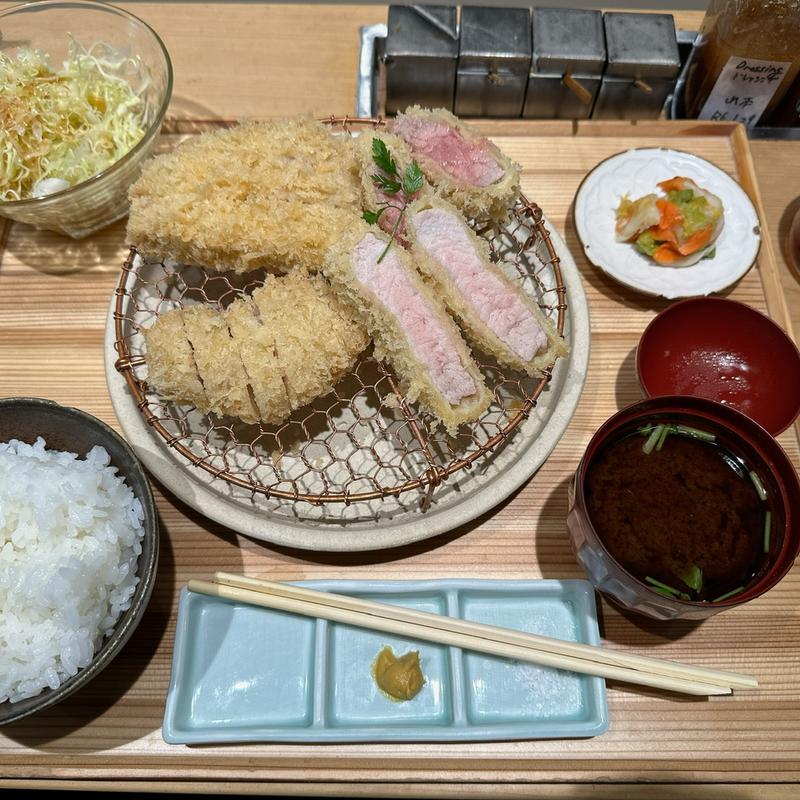 上とんかつ定食(生産者組合 とんかつ 幻水豚(げんすいとん))