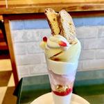 ピーチ・メルバ風パフェ(ピッツェリア ダ フィオーレ （Pizzeria da FIORE）)