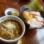 濃厚つけ麺＋特製トッピング＋すだち(SPORTS DINING REGISTA)